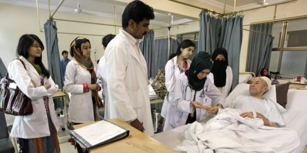 www.rxharun.com/pakistani-doctors-rural-hospotals-visas-1502980968-article-header